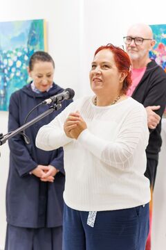 Luisa Polanco iz Mehike, doma tudi v Vrbi,  o srčnosti sester, katerih vrtno kapelo bo krasila njena slika